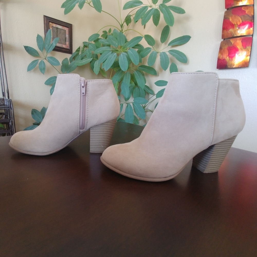 Old Navy Tan Ankle Booties